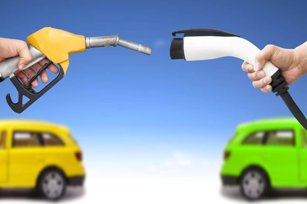 Voiture hybride d'occasion ou voiture thermique ?